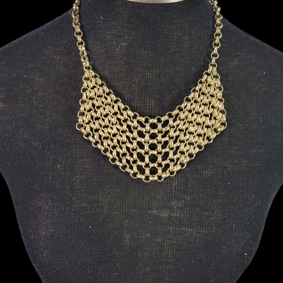 Chainmail Necklace Gold Tone Chain Link Mesh Bib Maille Draped Honeycomb Loops - Picture 3 of 12